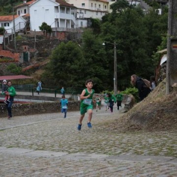 Dia Mundial da Criança assinalado em Rio Mau com várias actividades