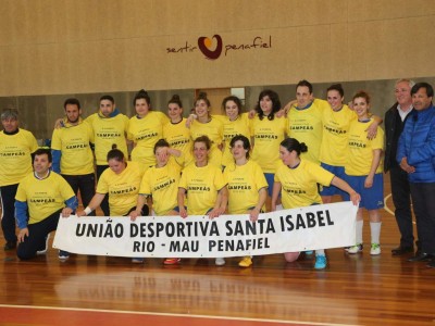Equipa de futsal de Rio Mau foi campeã distrital e subiu à 1.ª divisão